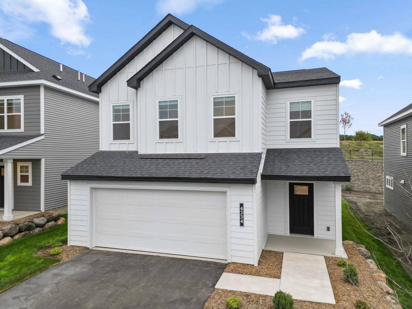 4334 Meadowview DR, Waconia, MN 55387