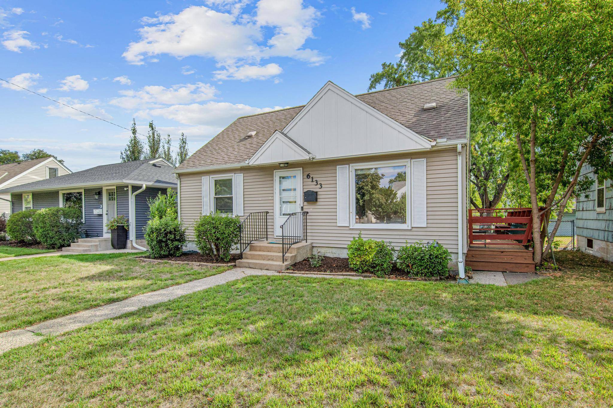 6133 Thomas AVE S, Minneapolis, MN 55410