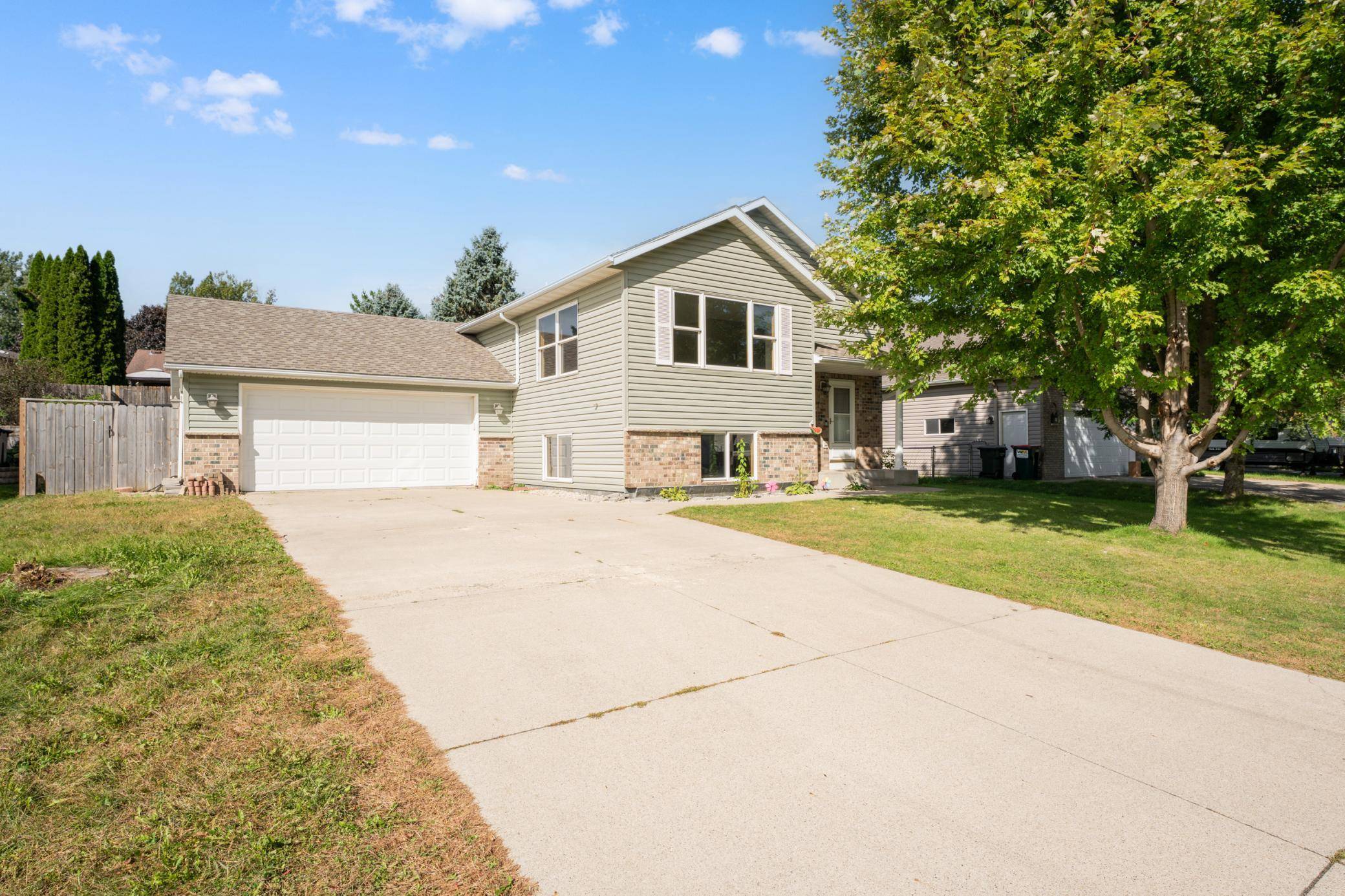 829 4th AVE NE, Byron, MN 55920