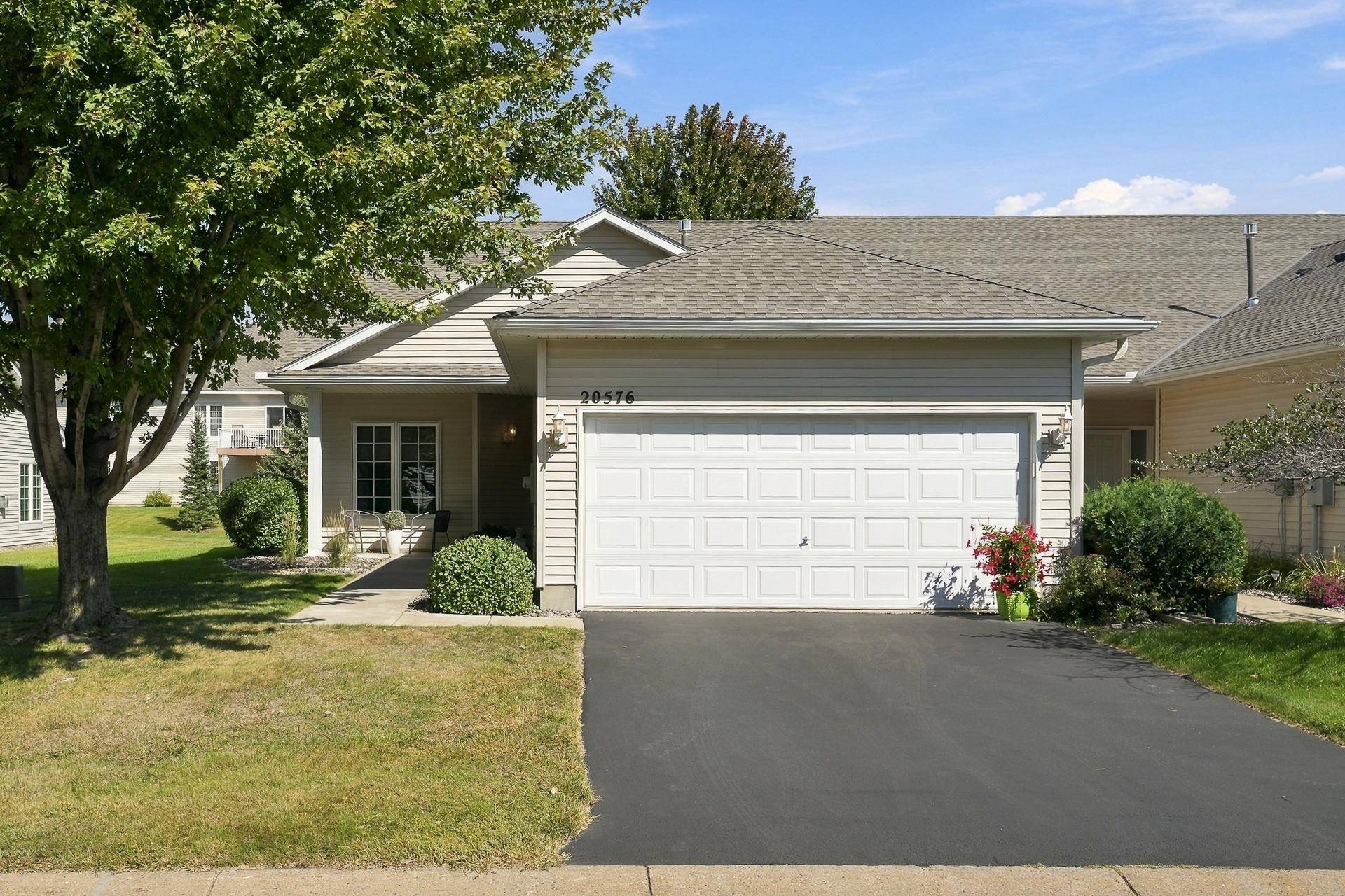 20576 Cypress DR, Farmington, MN 55024