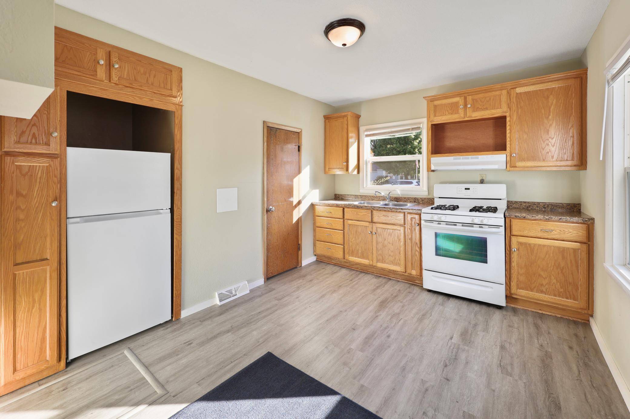 541 Broadway AVE N, Foley, MN 56329