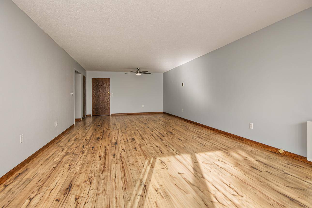 6450 York AVE S #516, Edina, MN 55435