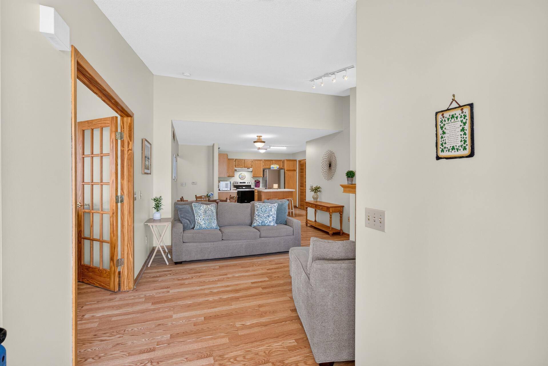 4139 Ruby LN #74, Eagan, MN 55122