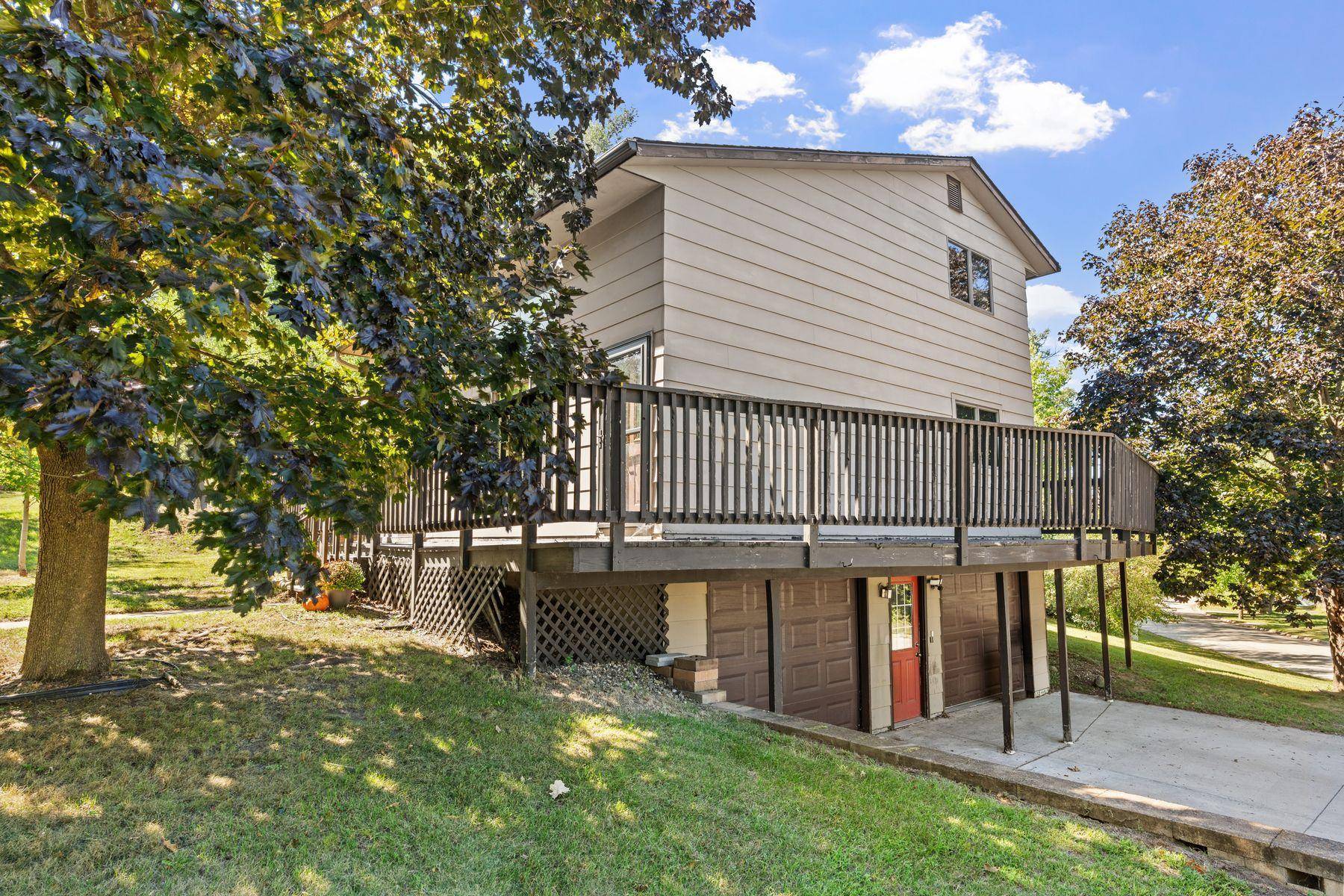 210 Carol LN, Red Wing, MN 55066