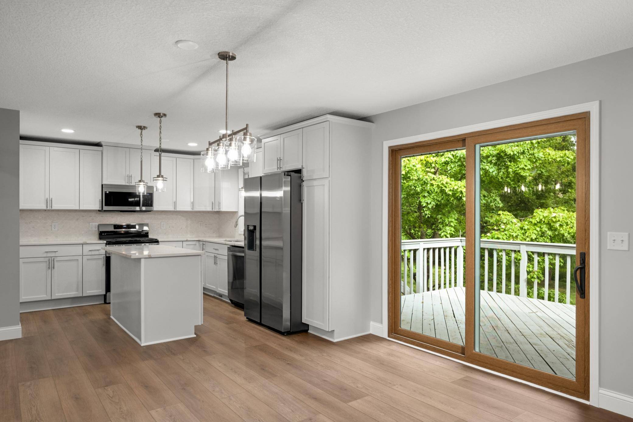 11004 Oak Knoll TER N, Minnetonka, MN 55305