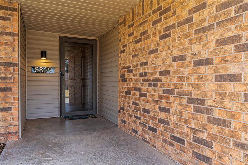 8829 NW 84th ST, Oklahoma City, OK 73132