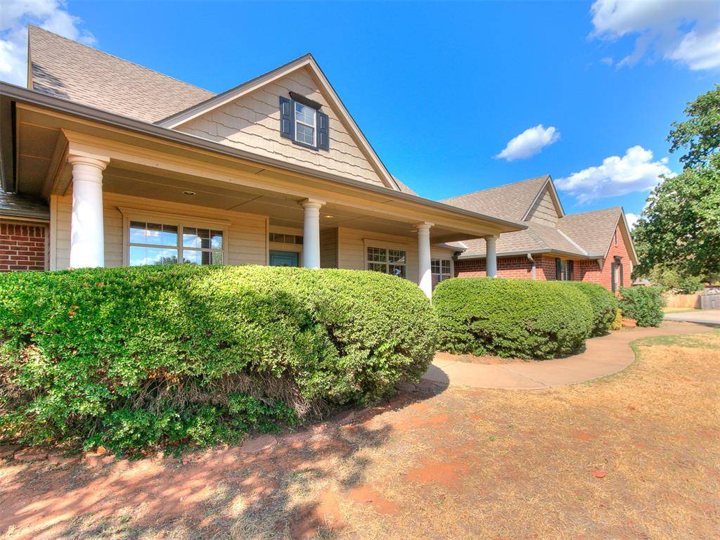 7001 Mid Iron LN, Edmond, OK 73025