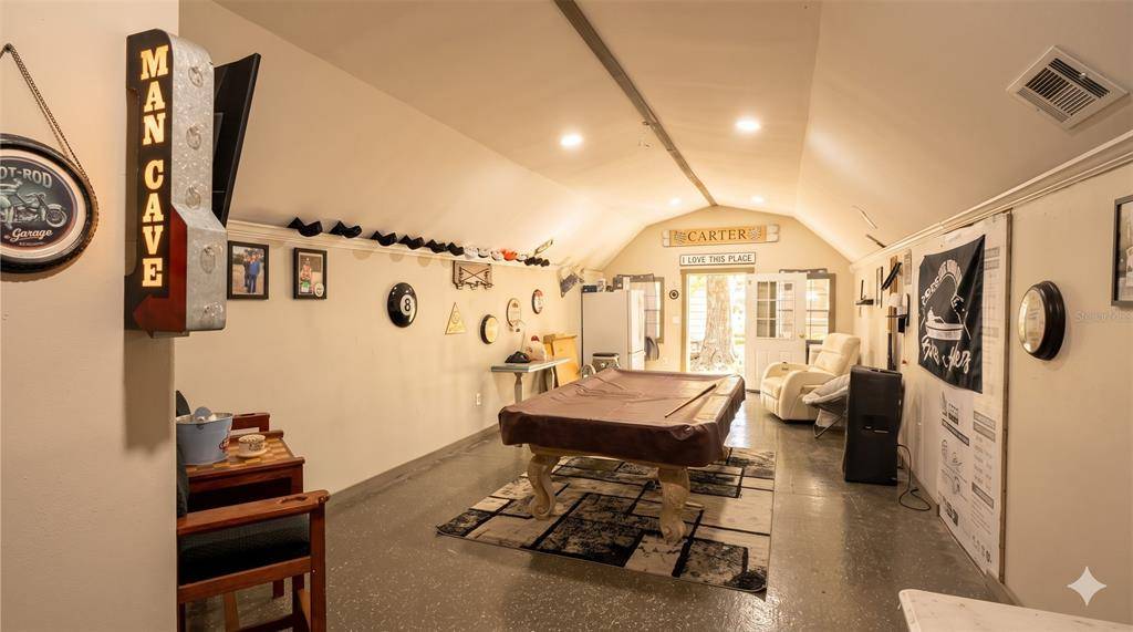 32894 County Road 2142, Kemp, TX 75143