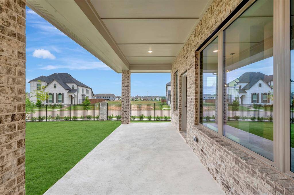 1100 Painted Lady Drive, Crowley, TX 76036