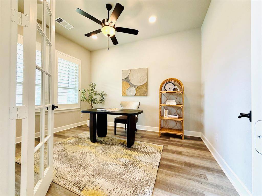 3417 Rosebud Park Lane, Dallas, TX 75229