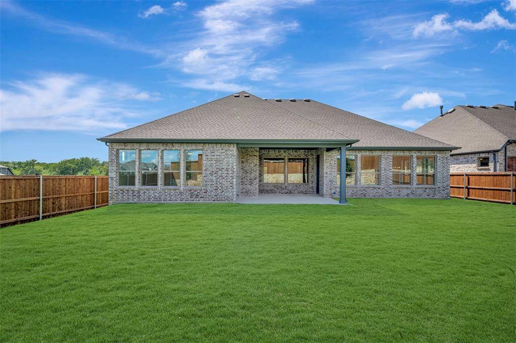 1908 Mitchell Drive, Van Alstyne, TX 75495
