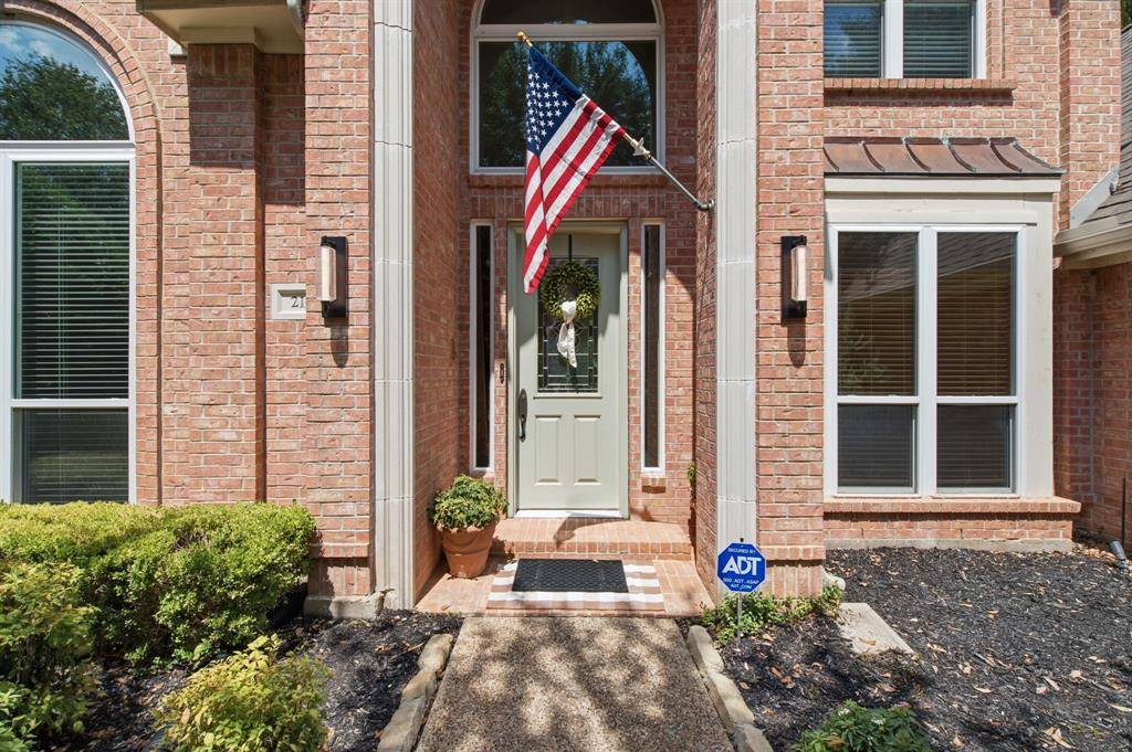 210 Highland Oaks Circle, Southlake, TX 76092