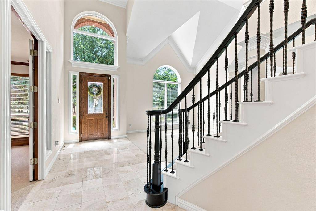 210 Highland Oaks Circle, Southlake, TX 76092