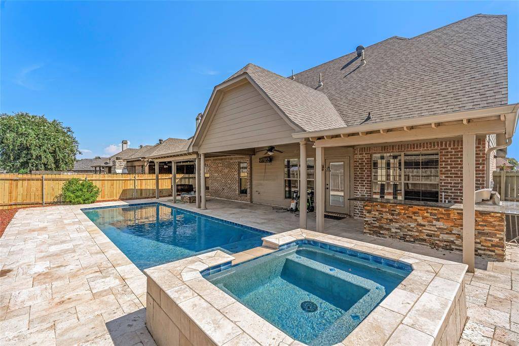 814 Dumaine Drive, Bossier City, LA 71111
