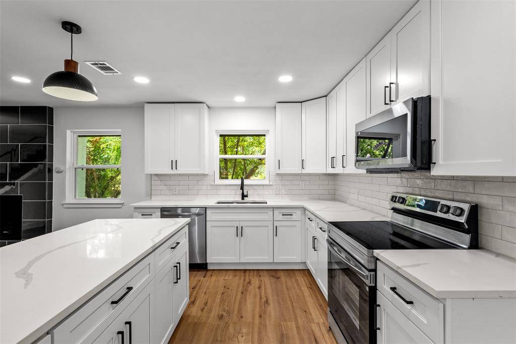 2206 Tosca Lane, Dallas, TX 75224
