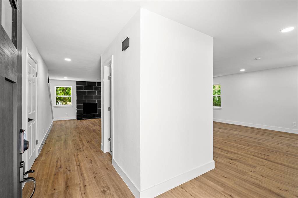 2206 Tosca Lane, Dallas, TX 75224