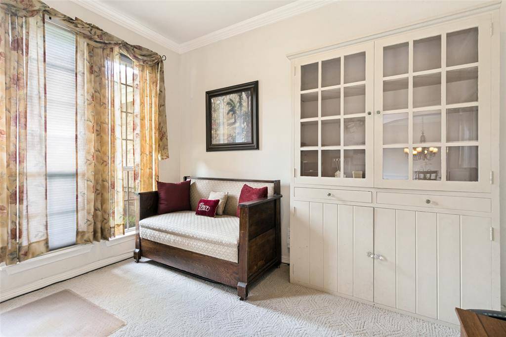 2304 Castlegate Drive, Corinth, TX 76210