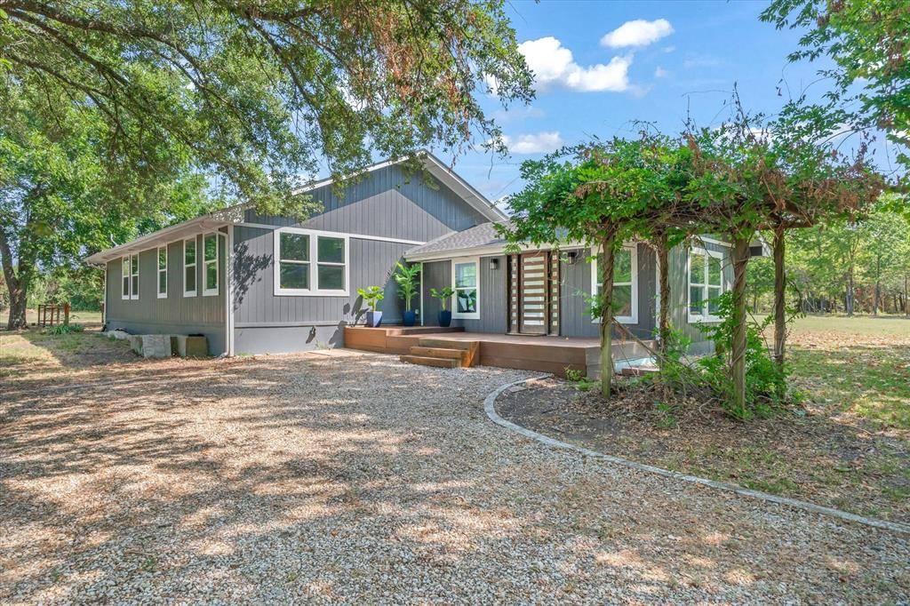 213 Club Circle, East Tawakoni, TX 75472