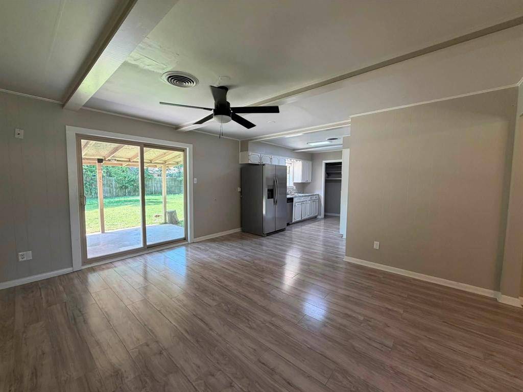 2315 W Park Avenue, Corsicana, TX 75110
