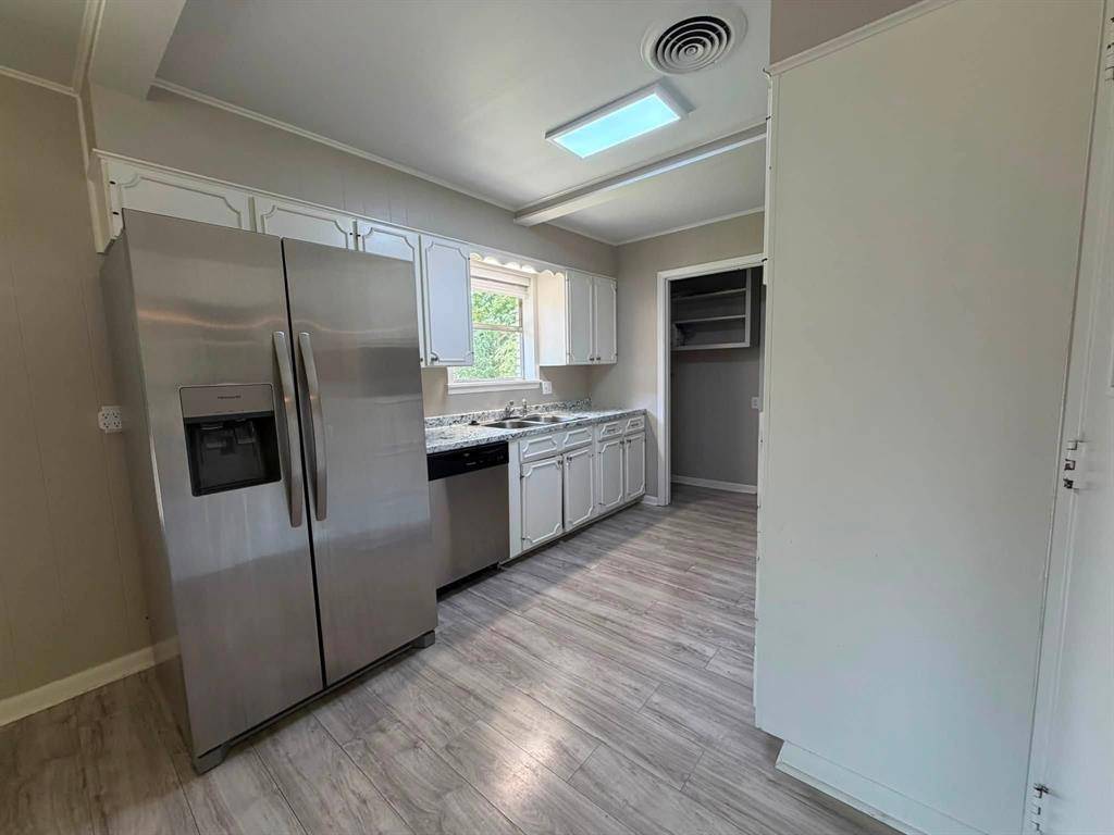 2315 W Park Avenue, Corsicana, TX 75110