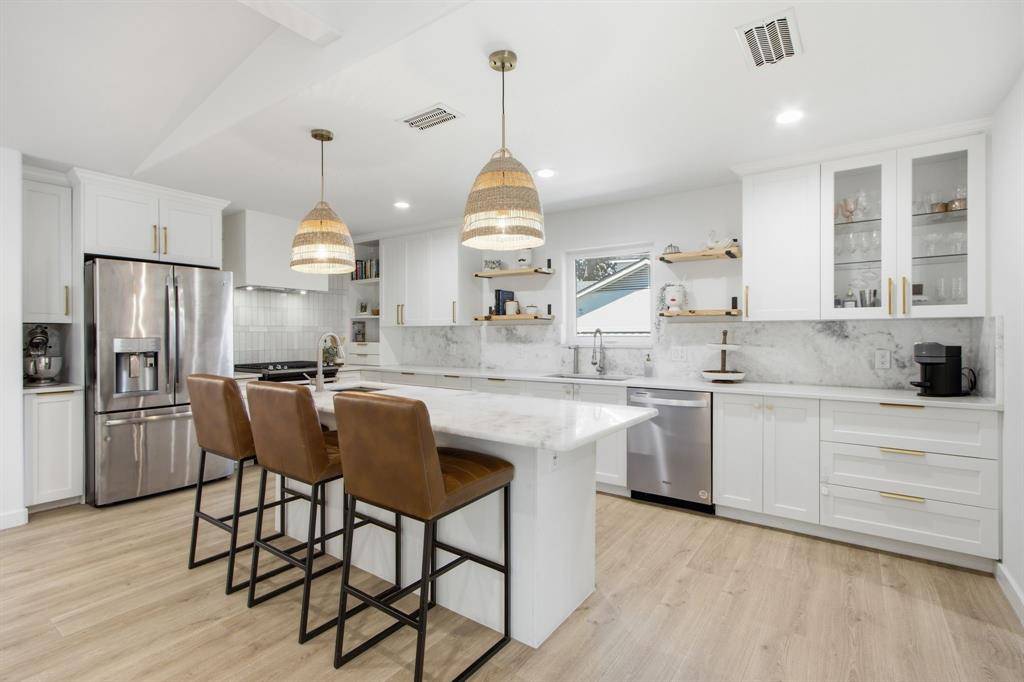 2202 Custer Parkway, Richardson, TX 75080