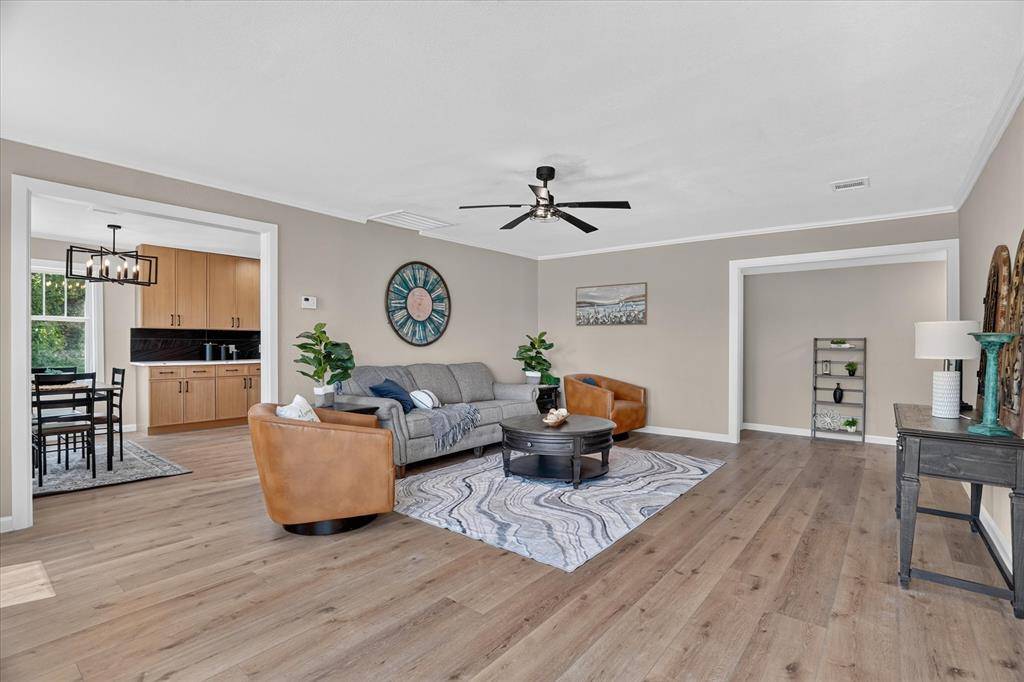 130 R And R Drive, Springtown, TX 76082