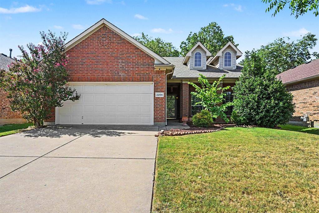 2204 Priscella Drive, Fort Worth, TX 76131