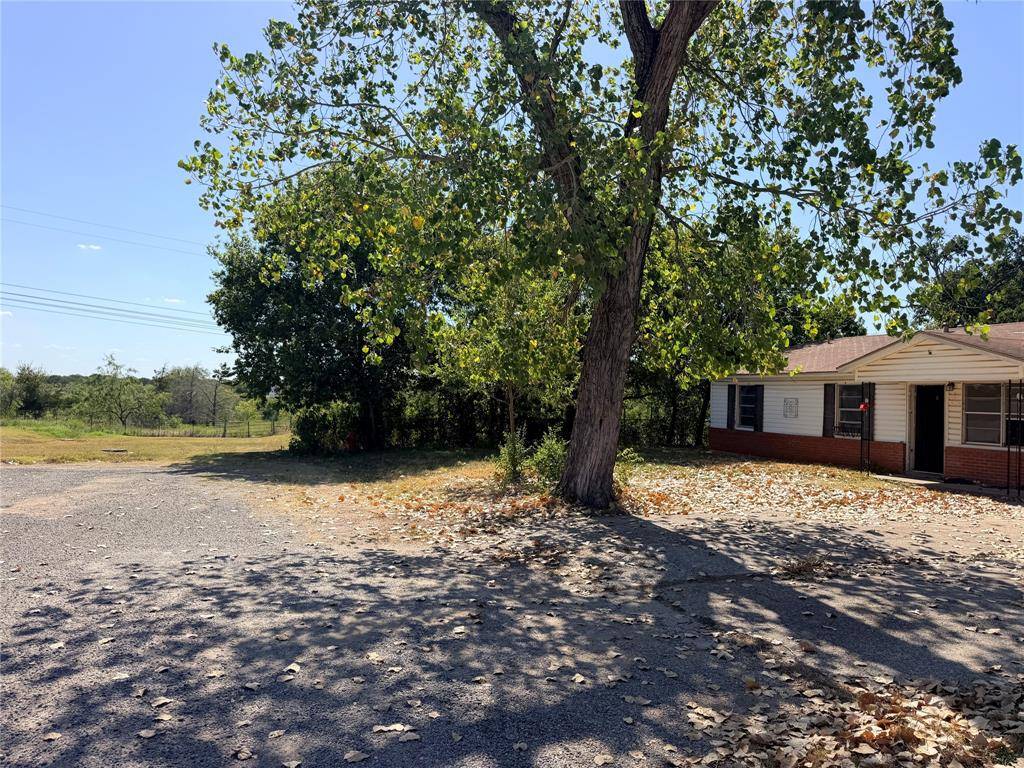 313 Lawndale Street, Robinson, TX 76706