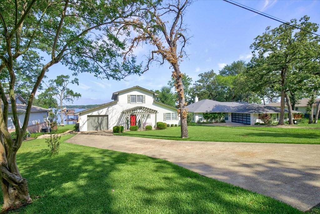 5402 Point LaVista, Malakoff, TX 75148