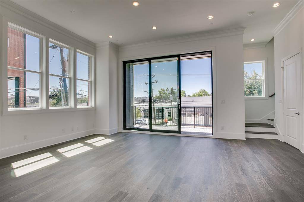 207 Carroll Street, Fort Worth, TX 76107