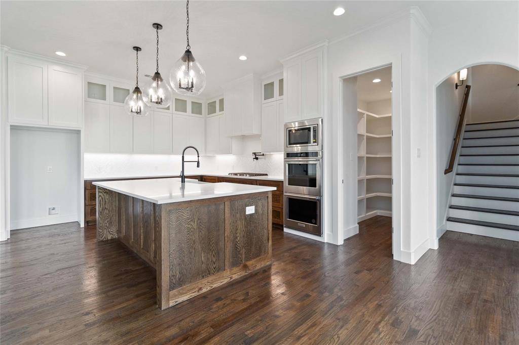 2102 Tauber Court, Rockwall, TX 75087