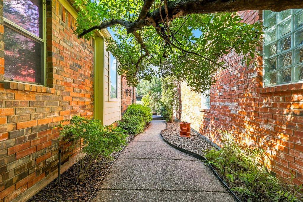 2313 Canyon Creek Drive, Mckinney, TX 75072