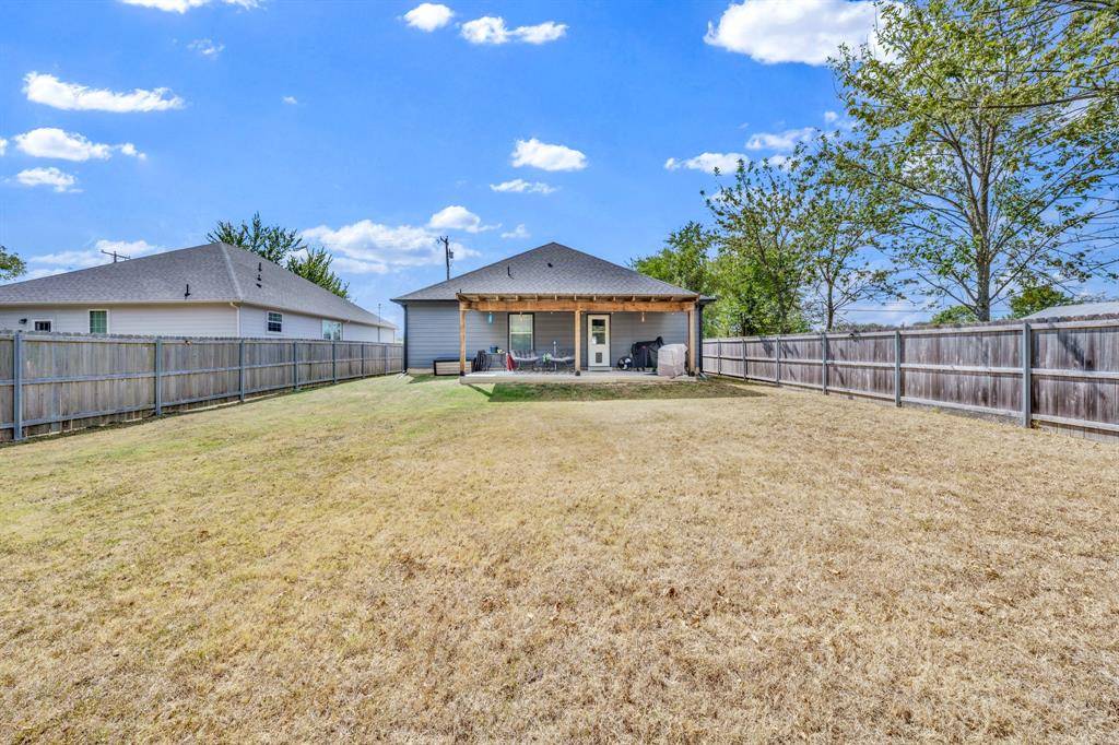 1024 Jackson Street N, Sulphur Springs, TX 75482