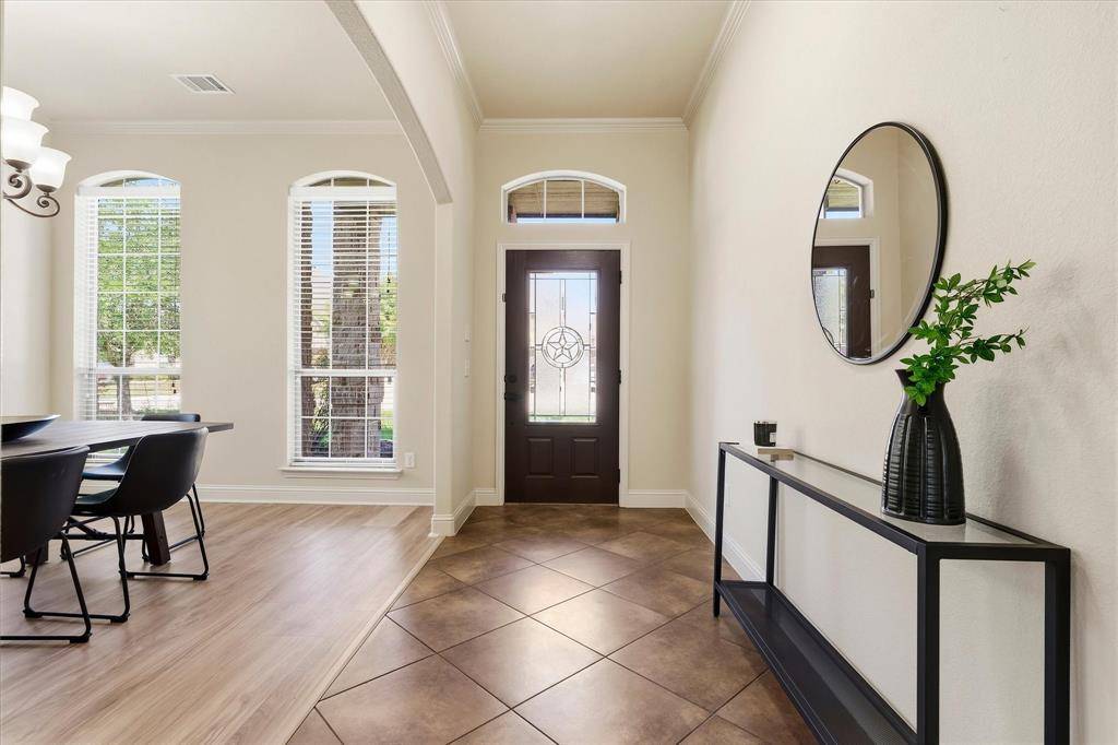 9300 Wood Duck Drive, Fort Worth, TX 76118