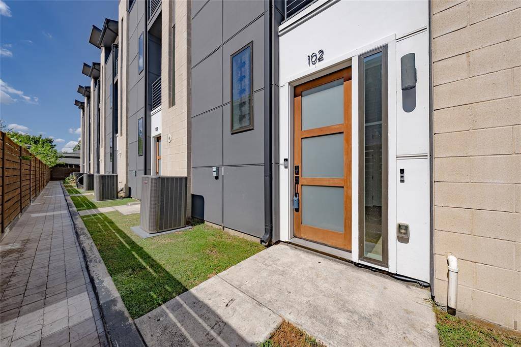 145 N Henderson Avenue #102, Dallas, TX 75214