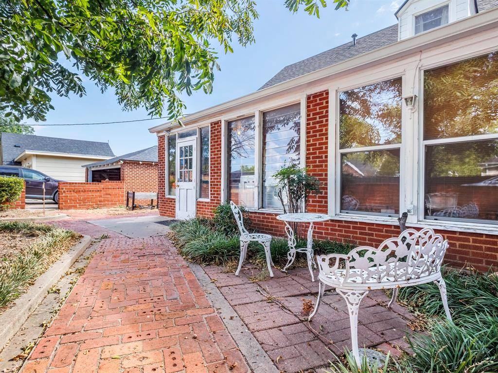 1016 W Walnut, Coleman, TX 76834