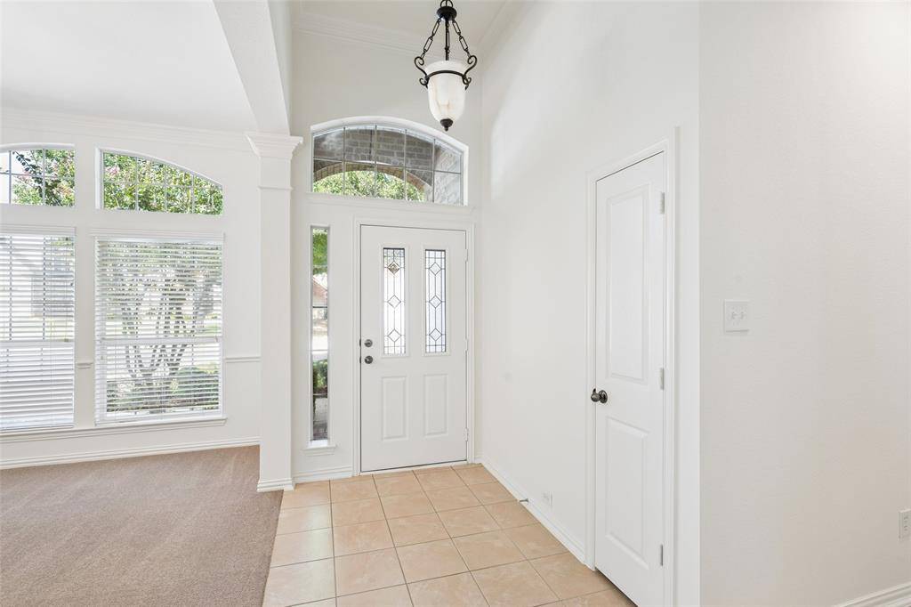936 Water Oak Drive, Grapevine, TX 76051