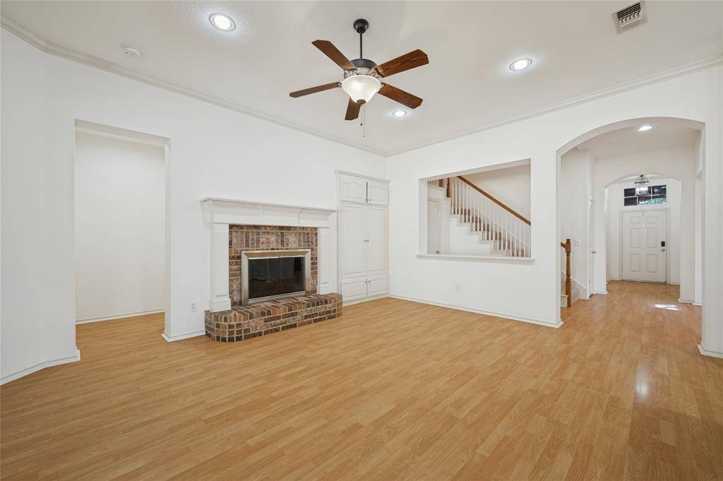 2405 Warwick Circle, Mckinney, TX 75072