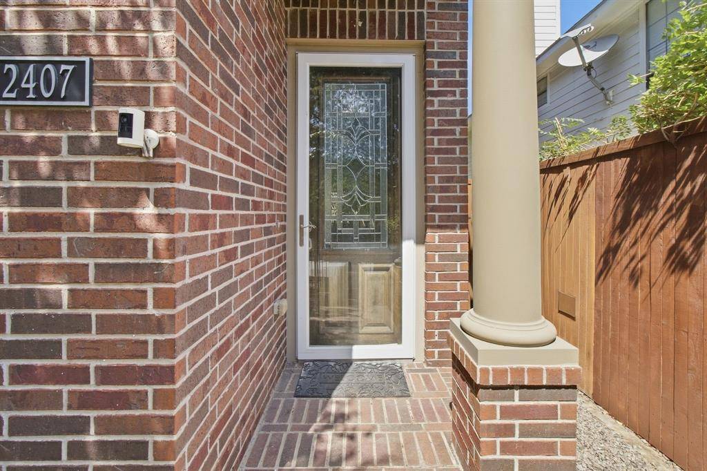 2407 Knight Street, Dallas, TX 75219