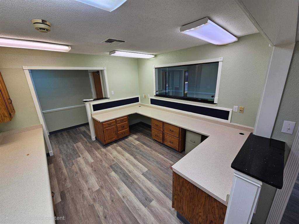 900 Whitehead Drive, Granbury, TX 76048