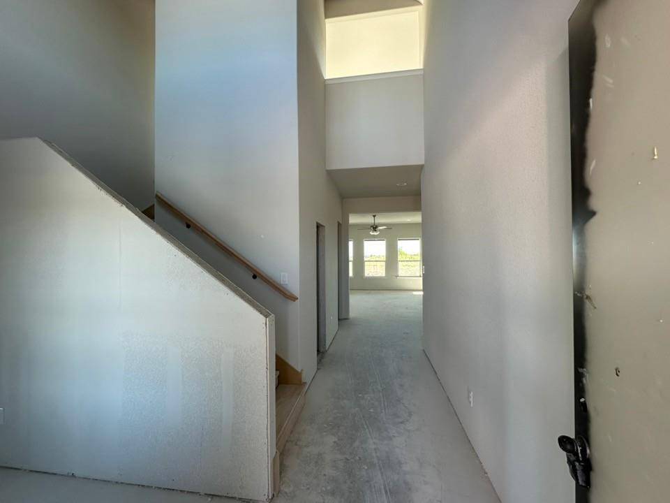 210 Horizon Road, Valley View, TX 76272
