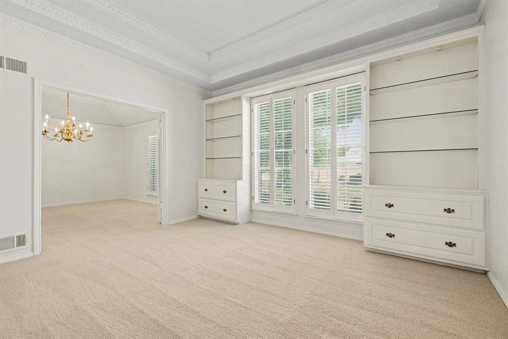 9632 Robin Meadow Drive, Dallas, TX 75243