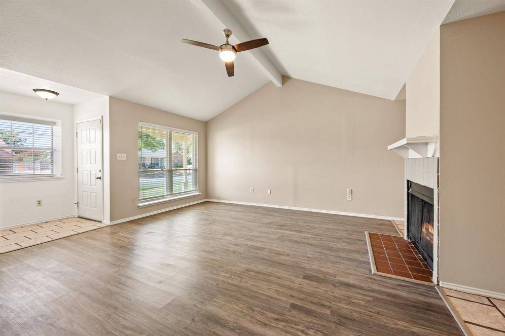 3002 Clover Lane, Euless, TX 76039