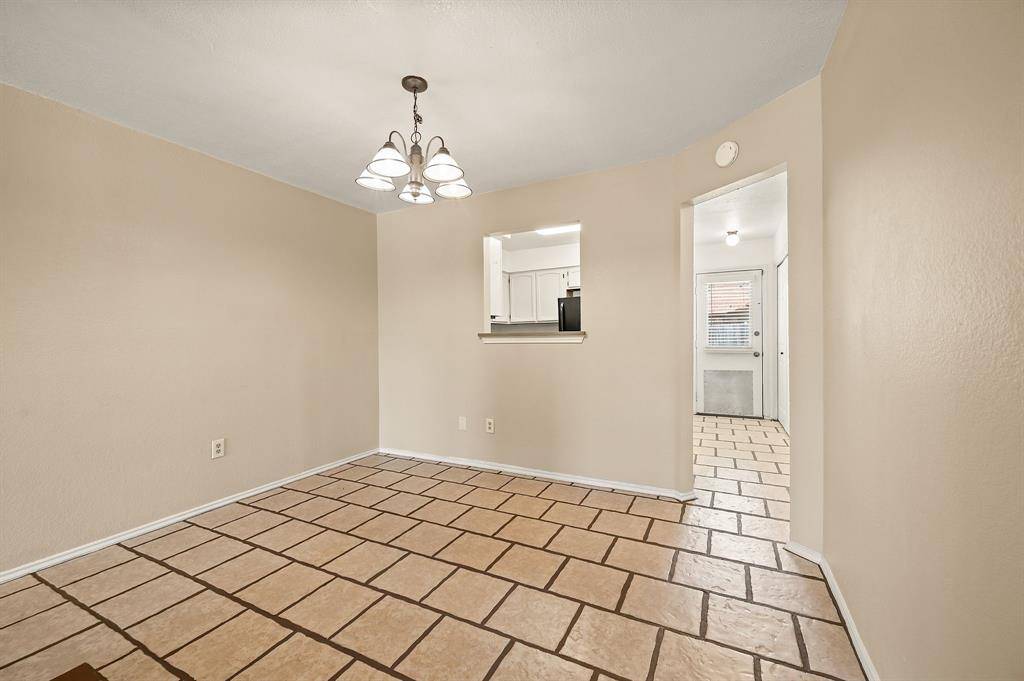 3002 Clover Lane, Euless, TX 76039