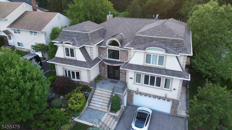 412 Valley View Ave, Paramus Boro, NJ 07652