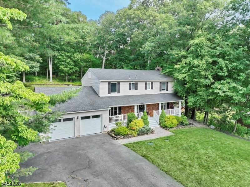 8 Northgate Park, Ringwood Boro, NJ 07456
