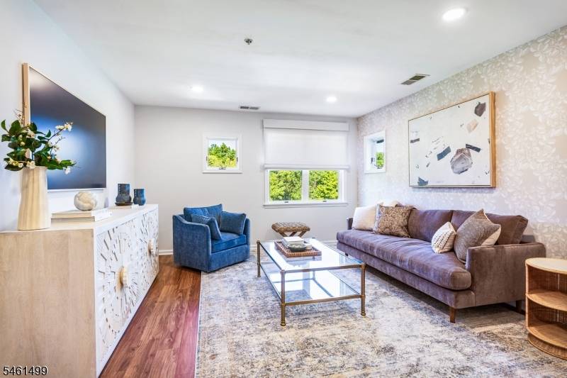 83 Park Edge condo #3C, Berkeley Heights Twp., NJ 07922