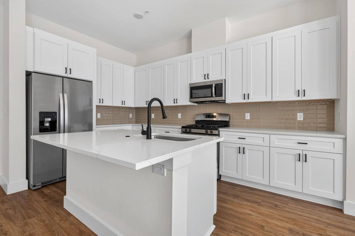 1811 Webberville RD #1210, Austin, TX 78721
