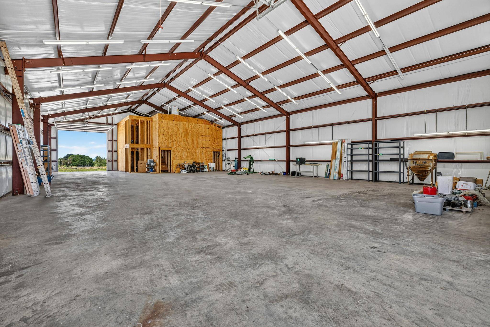 139 Sky TRL, Harper, TX 78631