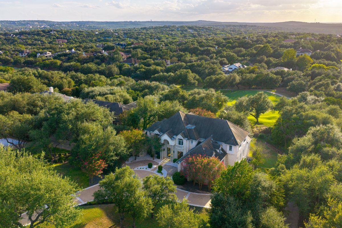 8513 Chalk Knoll DR, Austin, TX 78735